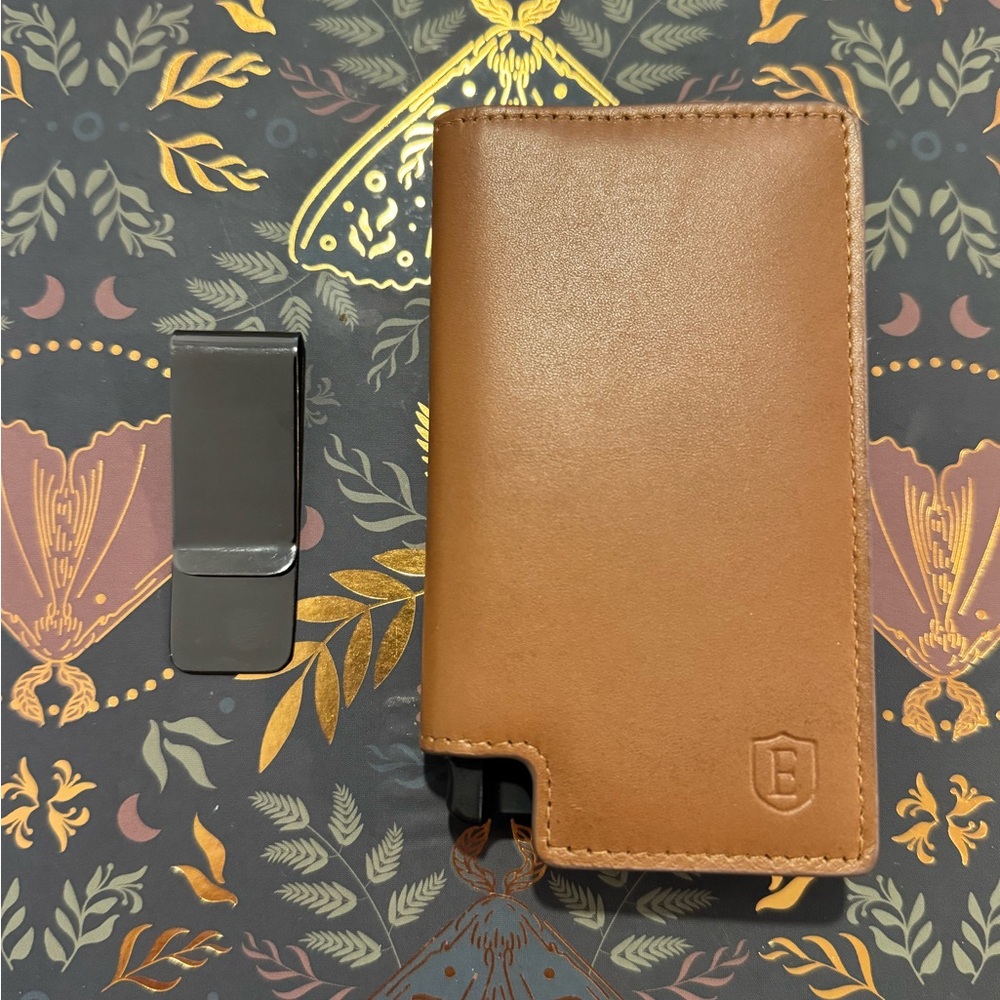Ekster Leather Wallet